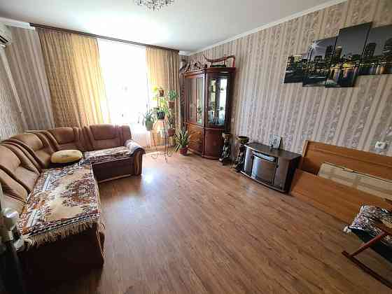 Продаю 2 комнатную квартиру  73 кв.м Северная звезда. Николаев