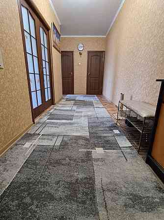 Продаю 2 комнатную квартиру  73 кв.м Северная звезда. Николаев