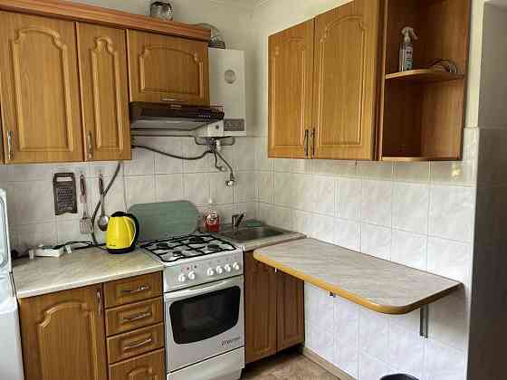 Продаж центр 1-кімнатна квартира з ремонтом та меблями Львов