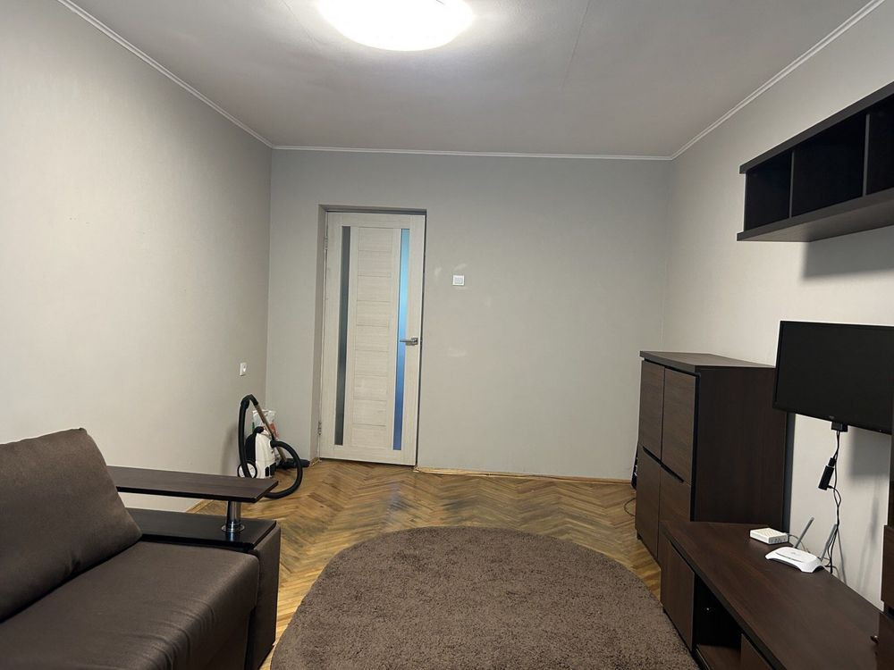 Продаж центр 1-кімнатна квартира з ремонтом та меблями Львов - изображение 3