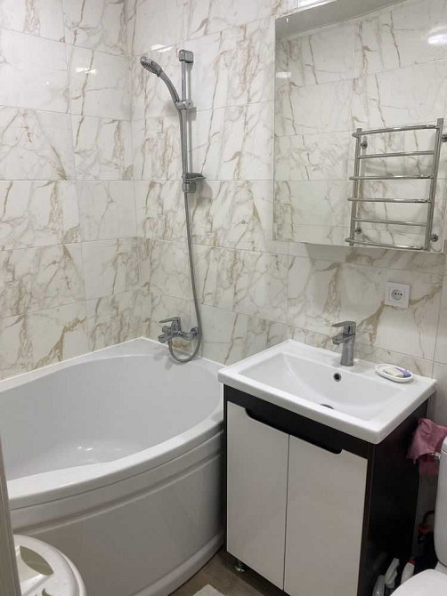 Продаж центр 1-кімнатна квартира з ремонтом та меблями Львов - изображение 5