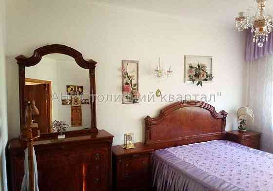 Метро Святошин Трикімнатна Перемоги 105 Київ