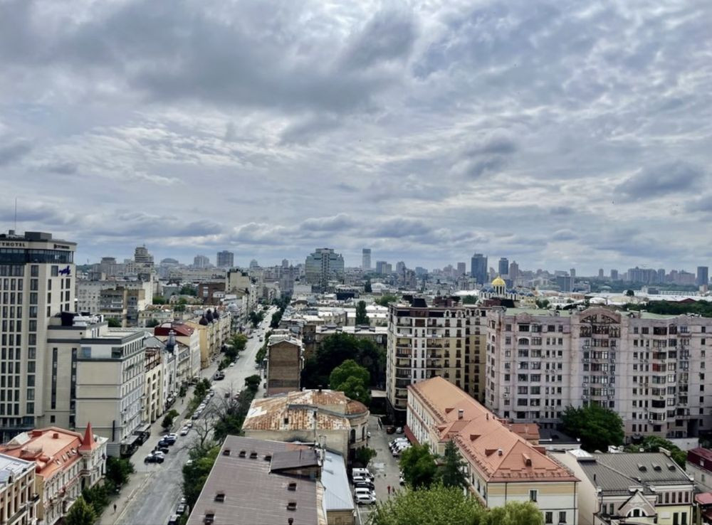 Оренда 2к квартири Золоті Ворота Університет вул Богдана Хмельницького Киев - изображение 1