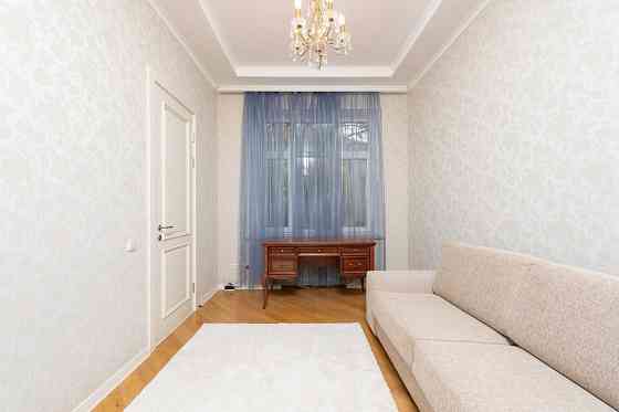 Аренда 4-комн. Институтская, 16. Липки. Печерск. Без комиссии Киев