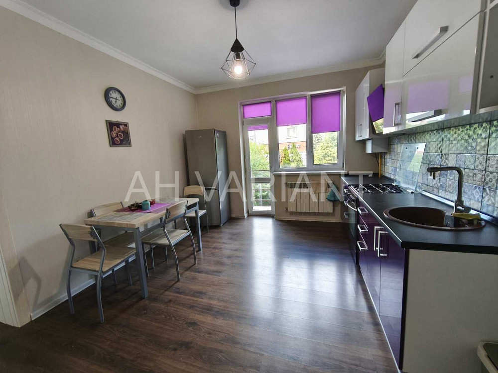 Здається 1-кімнатна квартира, вул. Леонтовича
Код: 29577 Ужгород - зображення 2