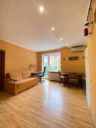Оренда 2к квартири на вулиці Уманська поруч парк та ліцей Киев