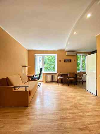 Оренда 2к квартири на вулиці Уманська поруч парк та ліцей Киев