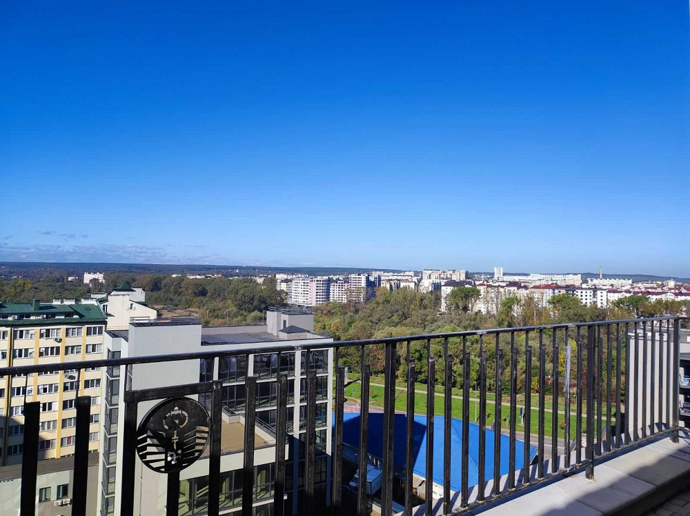 Видова, ДВорівнева квартира в Центрі з терасою, Княгинен Івано-Франківськ - зображення 2