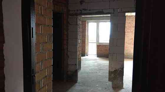 Срочно продам 1 ком в новом Сданном кирпичном газовом доме на Сахарова Одесса