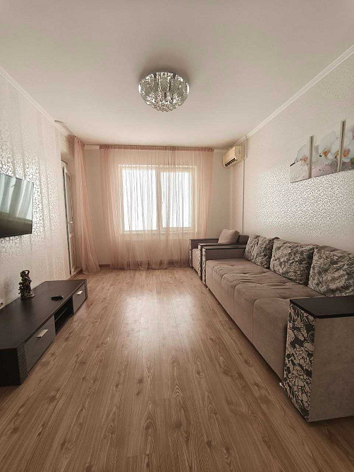 Продам евродвушку  ЖМ Радужный Лиманка - изображение 1