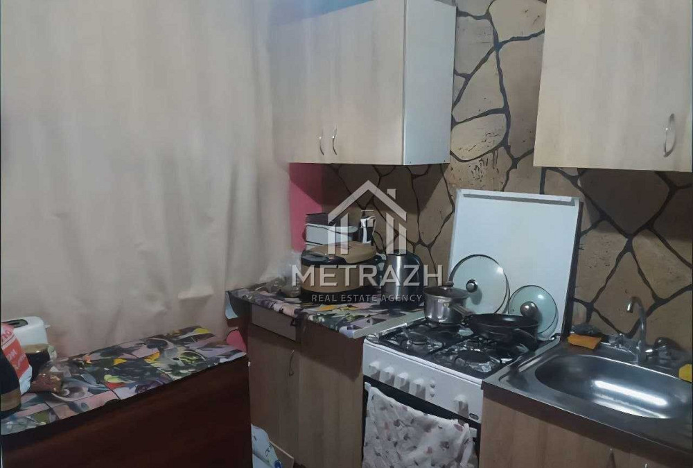 3-ком под ремонт, м\р. 656, ул. Гв. Широнинцев метро Барабашова  86604 Харьков - изображение 1