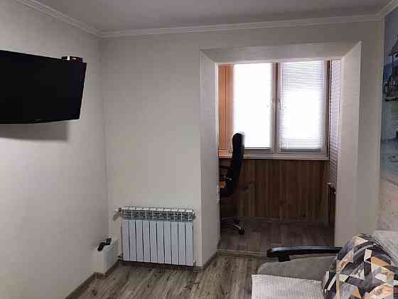 Продаж 2х кімнатної квартири Вишенька ( Юності ) Зарванці