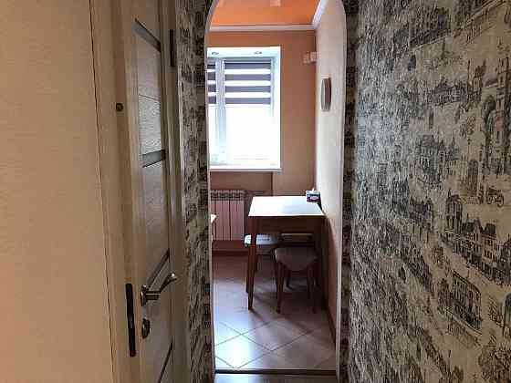 Продаж 2х кімнатної квартири Вишенька ( Юності ) Зарванці