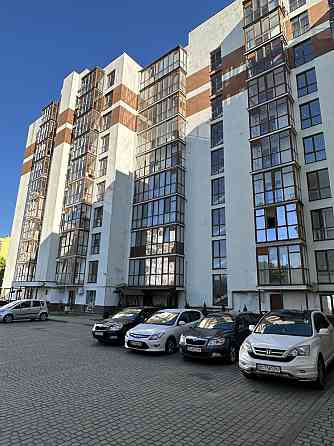 Продам 1 кімнатну квартиру без ремонту в обжитій новобуд Зелений Двір Трускавец