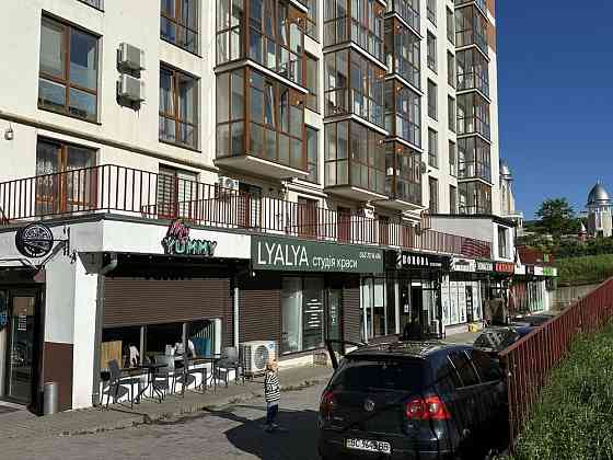 Продам 1 кімнатну квартиру без ремонту в обжитій новобуд Зелений Двір Трускавец