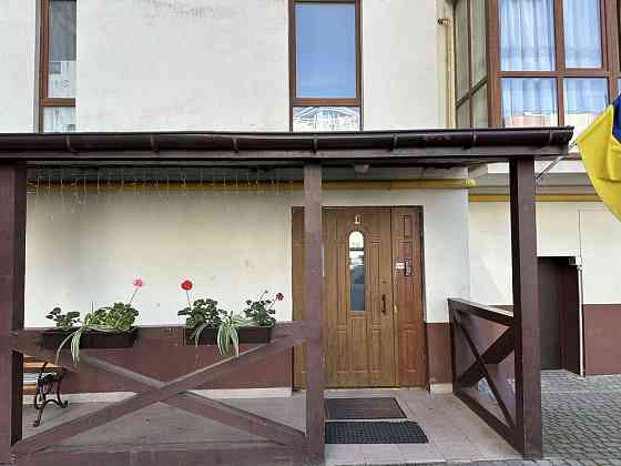 Продам 1 кімнатну квартиру без ремонту в обжитій новобуд Зелений Двір Трускавец