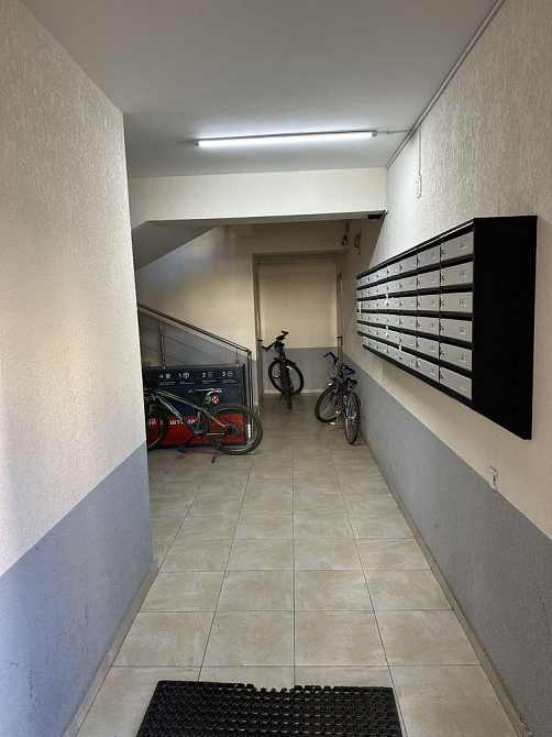 Продам 1 кімнатну квартиру без ремонту в обжитій новобуд Зелений Двір Трускавець - зображення 7