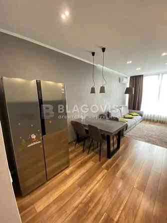 Продається 1 кімнатна квартира Туманяна 15а Киев