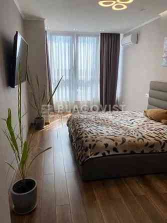 Продається 1 кімнатна квартира Туманяна 15а Киев