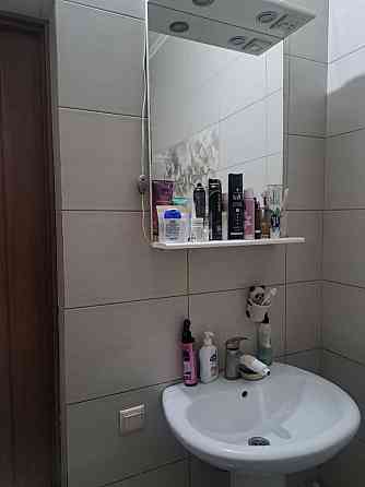 Продається двухкімнатна  квартира в с Макарів Киівська область Макаров