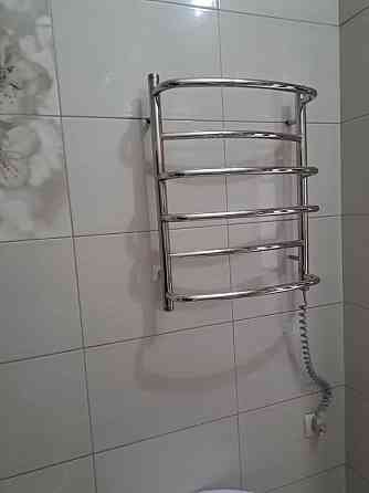 Продається двухкімнатна  квартира в с Макарів Киівська область Макаров