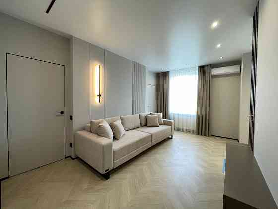 Продам 2-3 к квартру з якісним ремонтом в престижному ЖК Над Бугом Хмельницкий