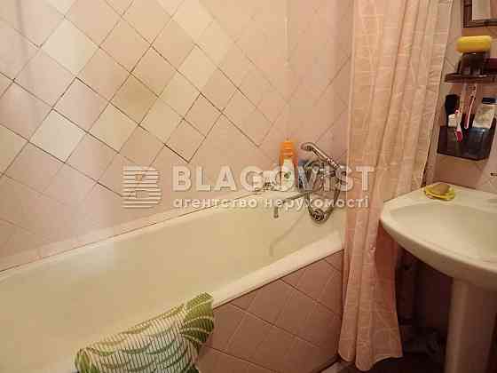 2к  Шота Руставелі, 21 Сталінка Печерський центр Київ