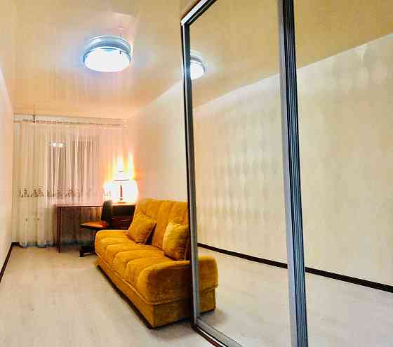 Продам 3 к. кв.на пр.Богдана Хмельницького 22а з рем, меб. та технікою Днепр