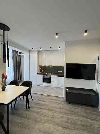 Вигідно продам 1,5 кімнатну в центрі міста, готову під ключ Ивано-Франковск