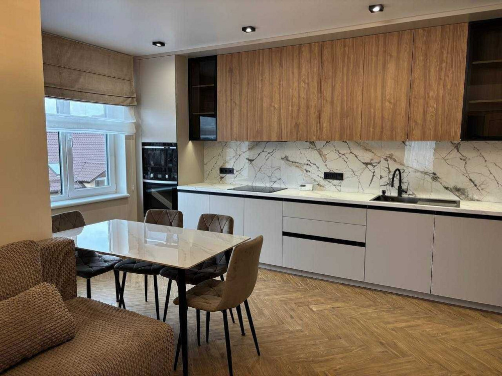 Продам стильну 2 кімнатну квартиру в Новобудові ! СУПЕР ЛОКАЦІЯ! Ровно - изображение 1