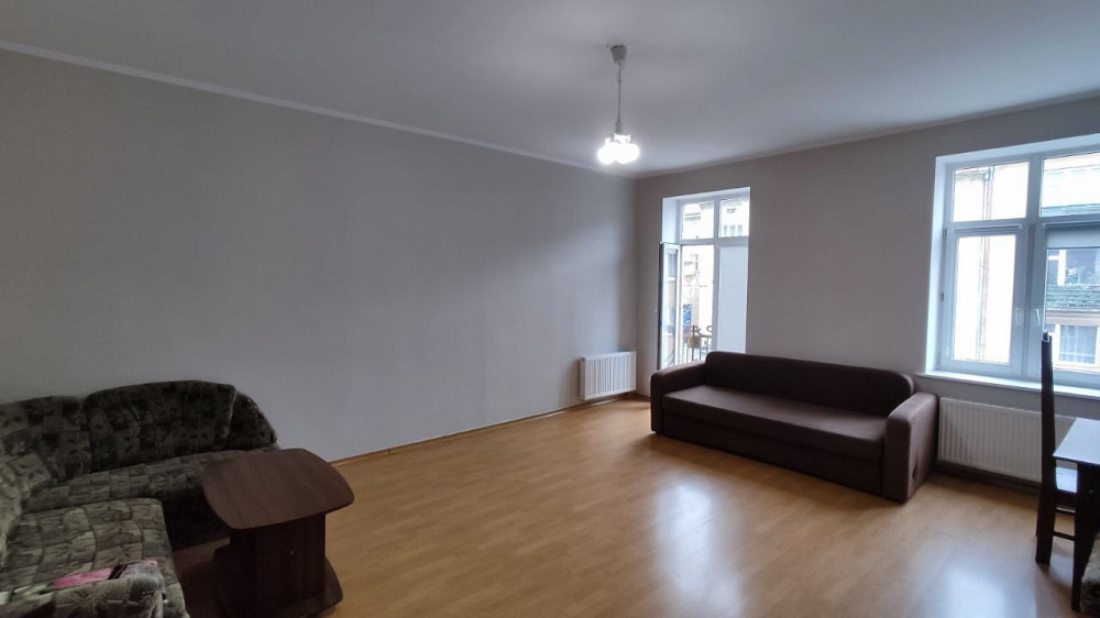 Пропоную в оренду трикімнатну квартиру  по вул Личаківська Львов - изображение 1