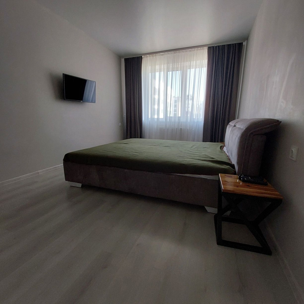 1  кімнатна  сучасна  квартира  Новобудова Ровно - изображение 1