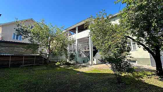 Здача 2к.квартири в особняку по вул. Рєпіна Черновцы