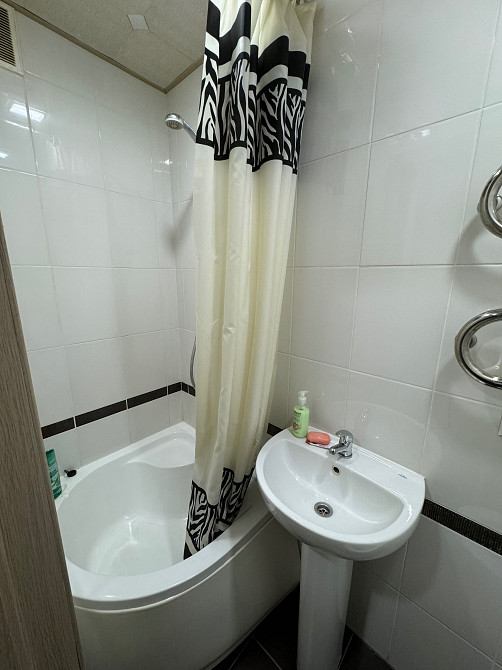 Здається охайна  1 кімн кв з ремонтом Київ - зображення 5