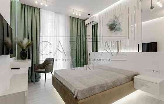 ЖК Новопечерскі Ліпки. вул. Андрія Верхогляда 15А. Світла гарна 2-кімн Київ