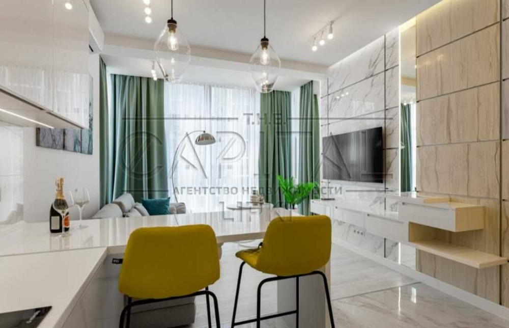 ЖК Новопечерскі Ліпки. вул. Андрія Верхогляда 15А. Світла гарна 2-кімн Киев - изображение 1