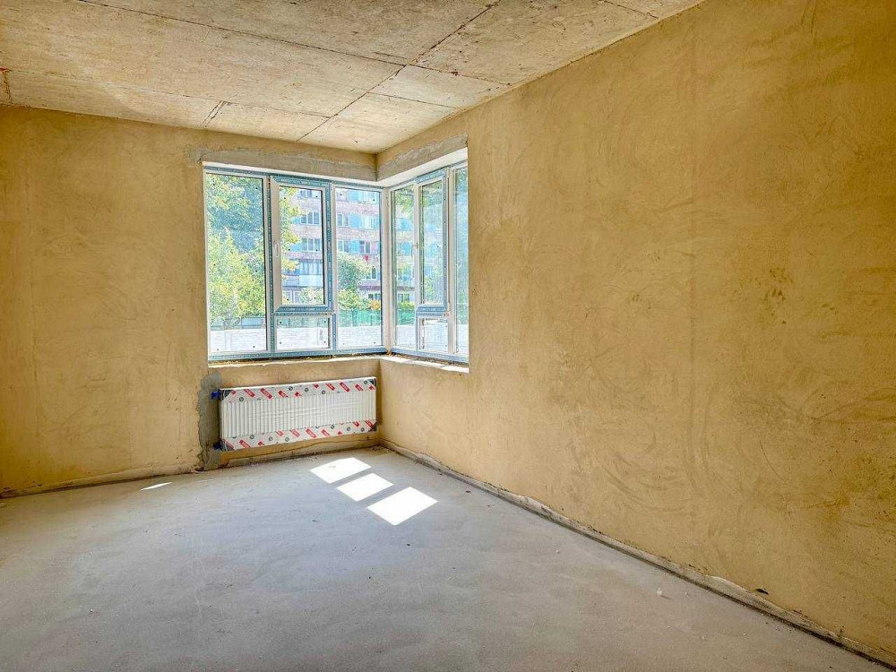 Продам простору 2 спальневу квартиру в клубному будинку на 9 квартир. Ровно - изображение 6