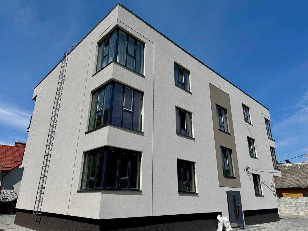 Продам простору 2 спальневу квартиру в клубному будинку на 9 квартир. Ровно - изображение 5