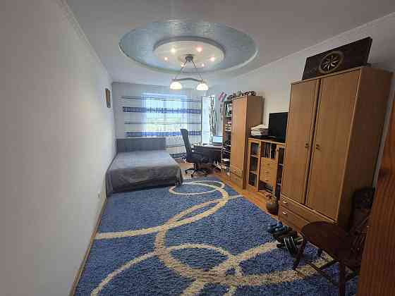 Продаж в новобудові 3-ї квартири вулиця Залізнична 7 Львов