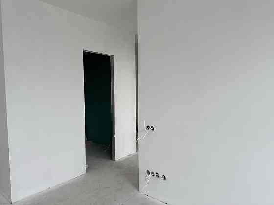 Продам 2к квартиру з ремонтом під чистову обробку! Львов