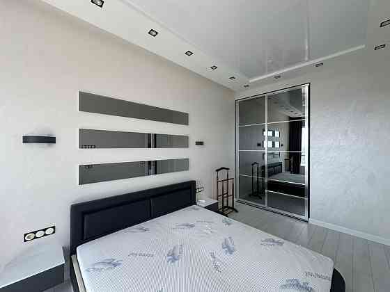 Продам 2 кімнатну ЖК Зарічний без % Вид на Дніпро Київ