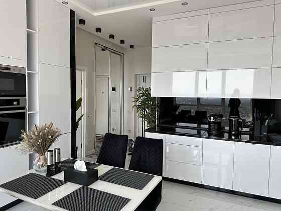 Продам 2 кімнатну ЖК Зарічний без % Вид на Дніпро Київ