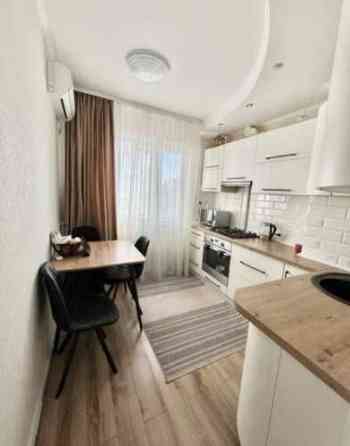 Двухкомнатная квартира на Таирова/Королева Одеса