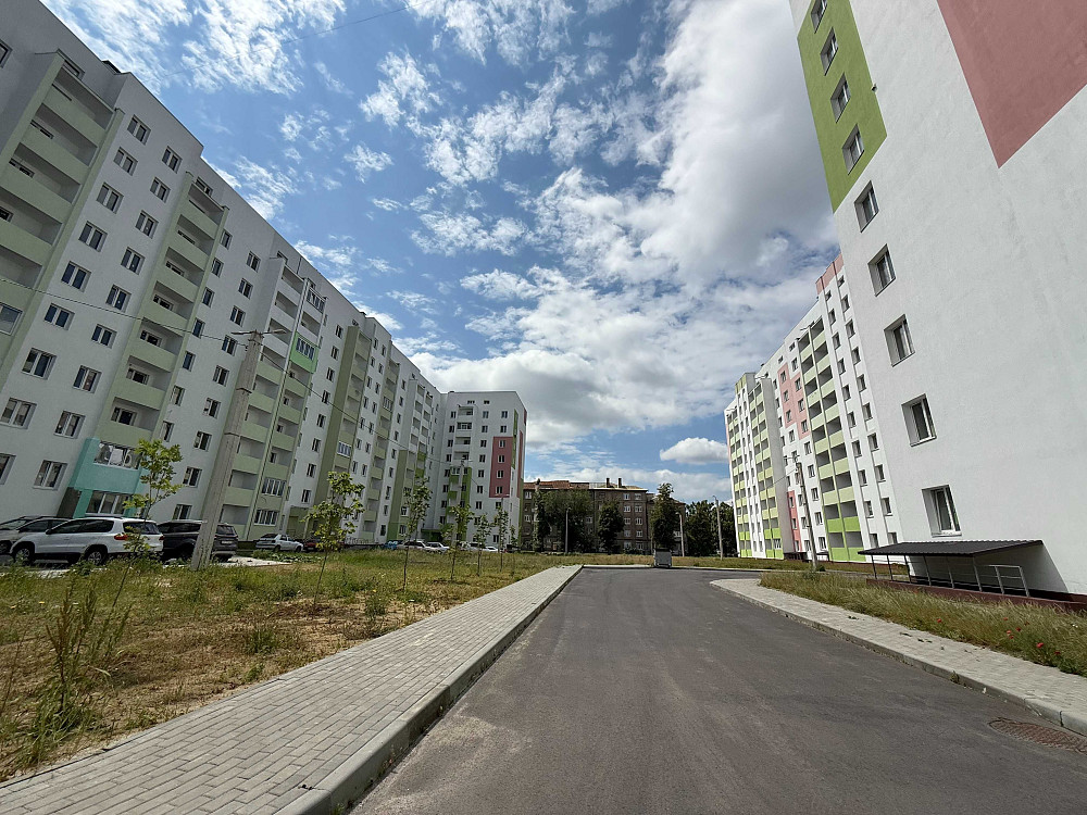 26000 ЖК Мира 3 Продам 1 комн кварт которую можно перед в 2-х, S-48мAS Харьков - изображение 1