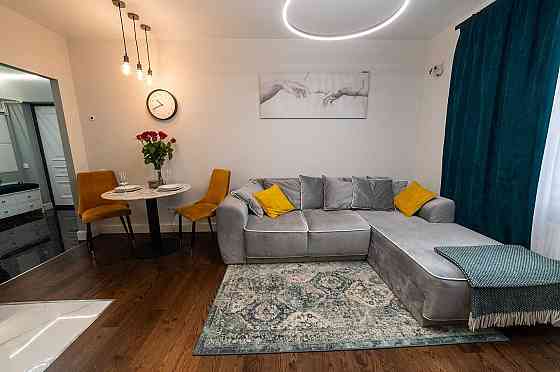 2 кімнатна квартира з ремонтом у ЖК Аристократ Владимир