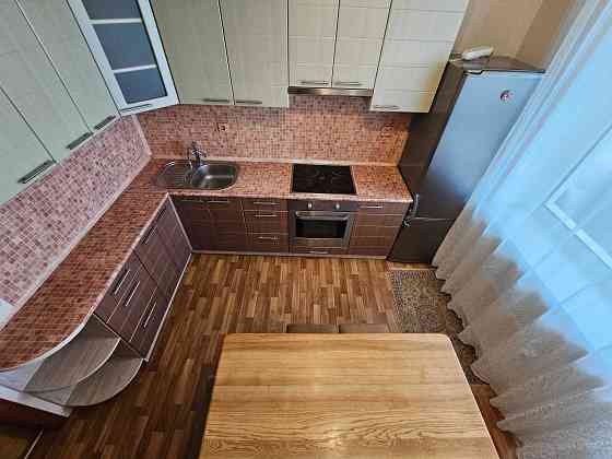 Затишна однокімнатна квартира 45m2 |м| Осокорки Київ