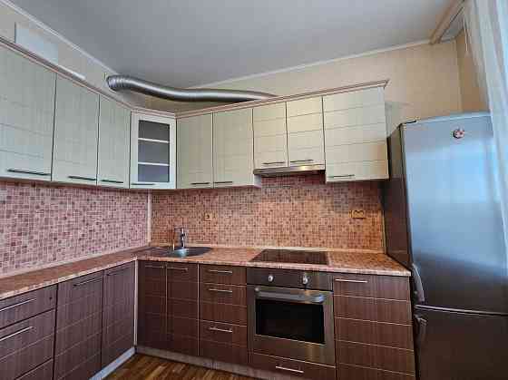 Затишна однокімнатна квартира 45m2 |м| Осокорки Київ