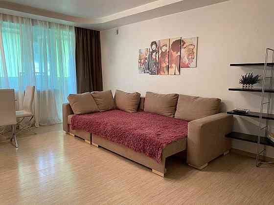 Двухкомнатная квартира с ремонтом в кирпичном доме в пер. Светлом Одесса