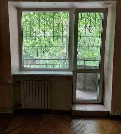 2 комнатная квартира. Фонтан. Парк. Общая 46 метров. Средний этаж. Одеса