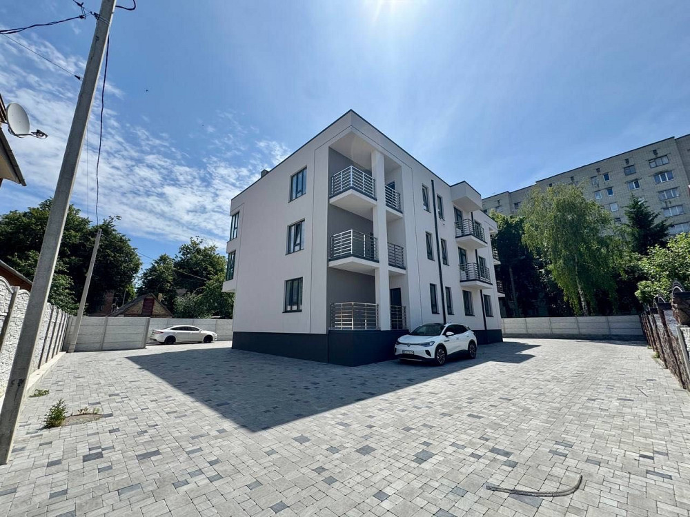 2-кімнатна квартира в клубному будинку — приватність і зручна локація Ровно - изображение 1